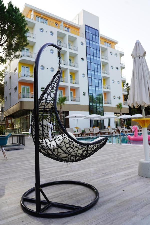 Hotel Monaco&Garden Golem  Exterior foto
